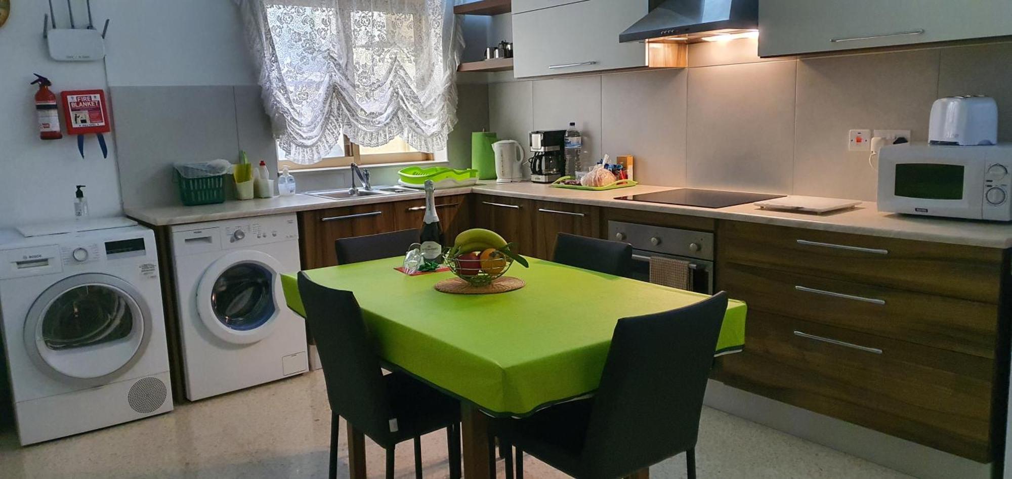 Central Studio Apartment Santa Vennera Экстерьер фото